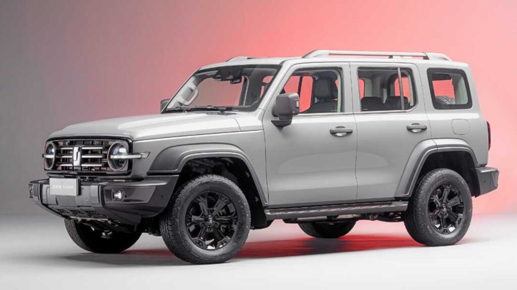 CARRO POR ASSINATURA TANK 300 2