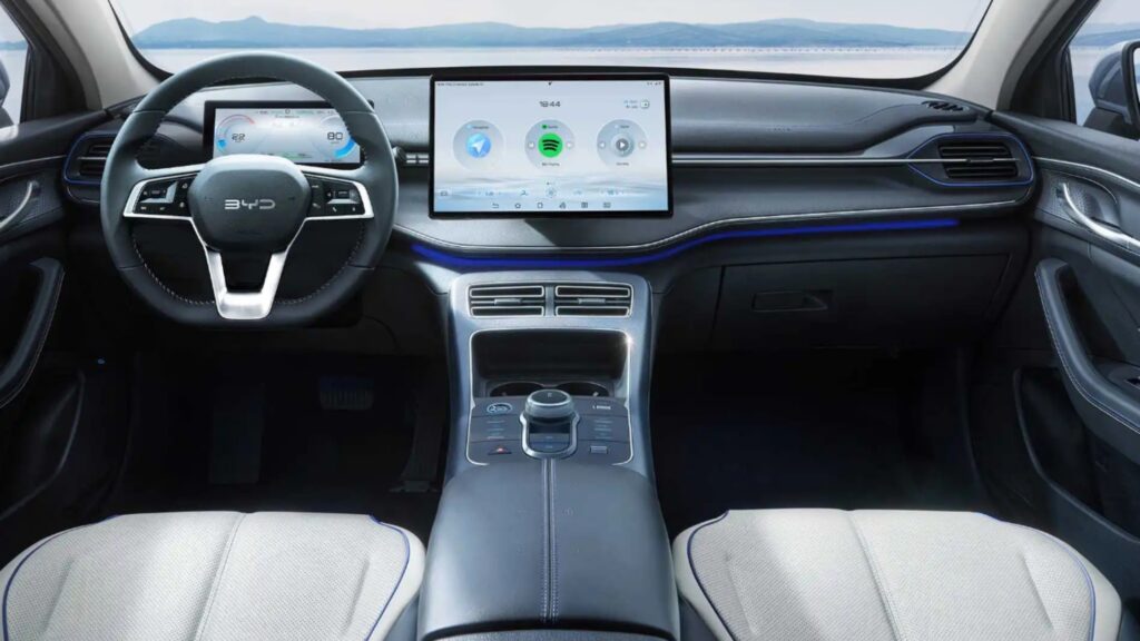 BYD KING